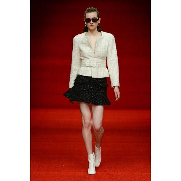 Emilio De La Morena FALL 2018 READY-TO-WEAR TWEED BLAZER - Picture 2 of 11